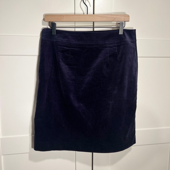 Talbots Dk Purple Velvet Skirt - Picture 2 of 9